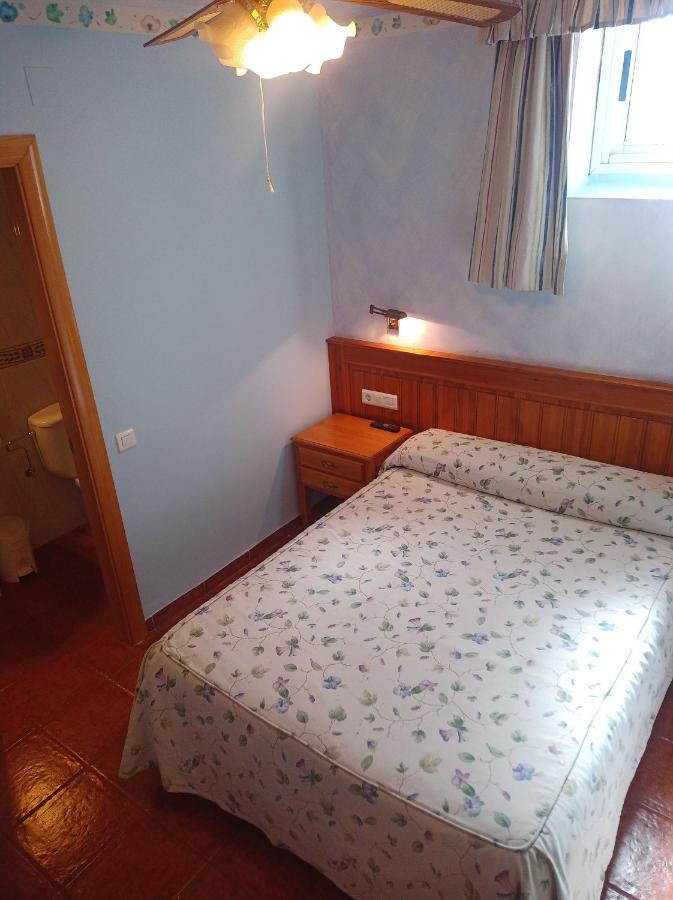 Hotel La Botiga Prades Extérieur photo
