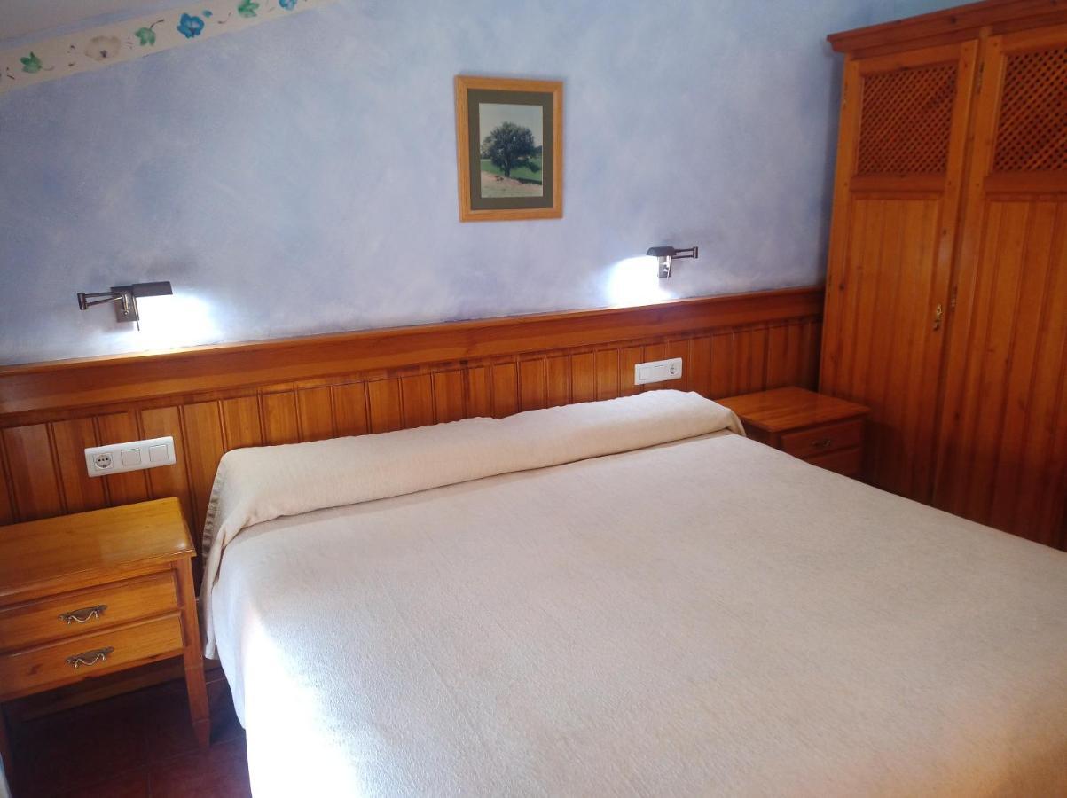 Hotel La Botiga Prades Extérieur photo
