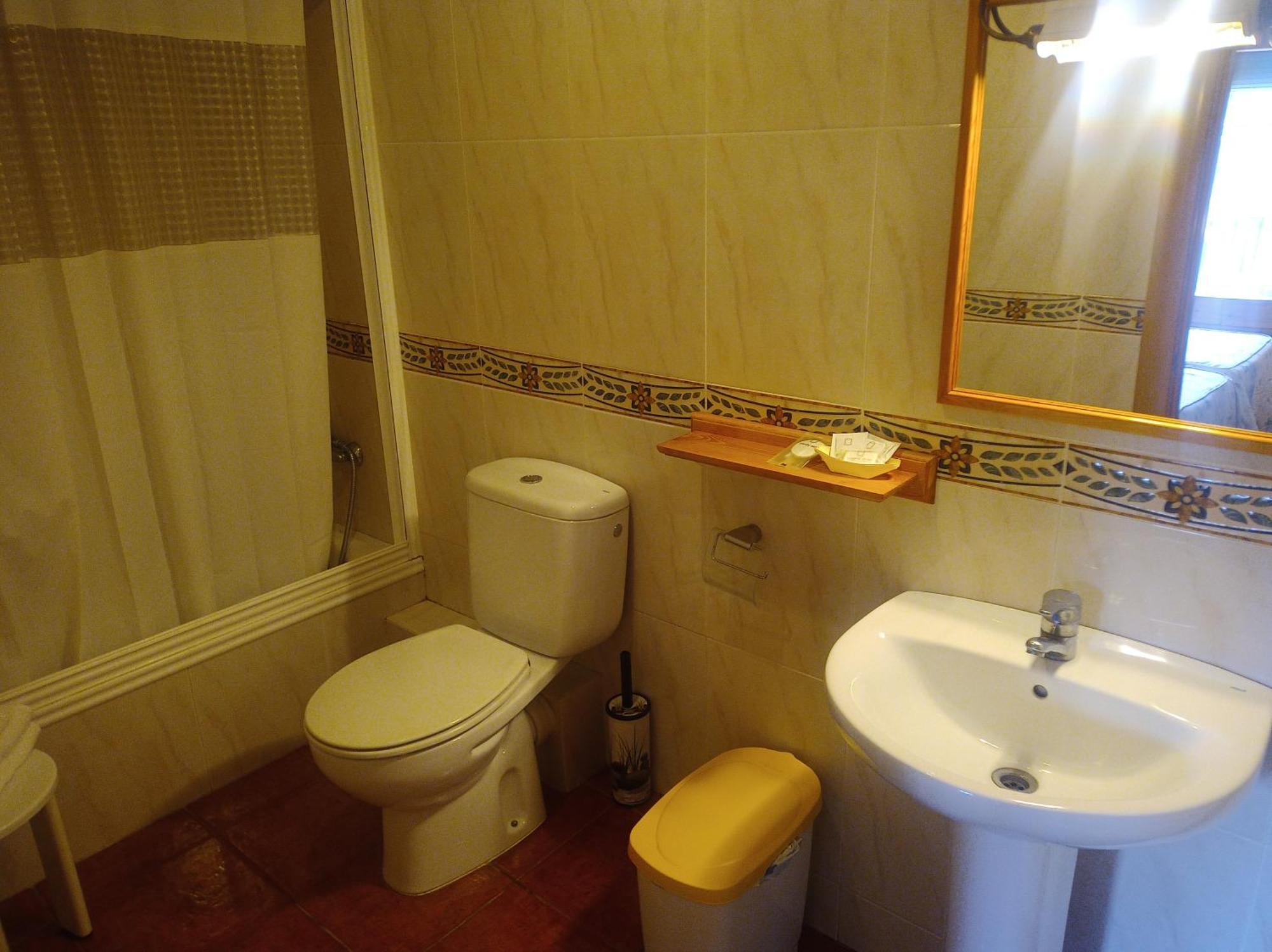 Hotel La Botiga Prades Chambre photo